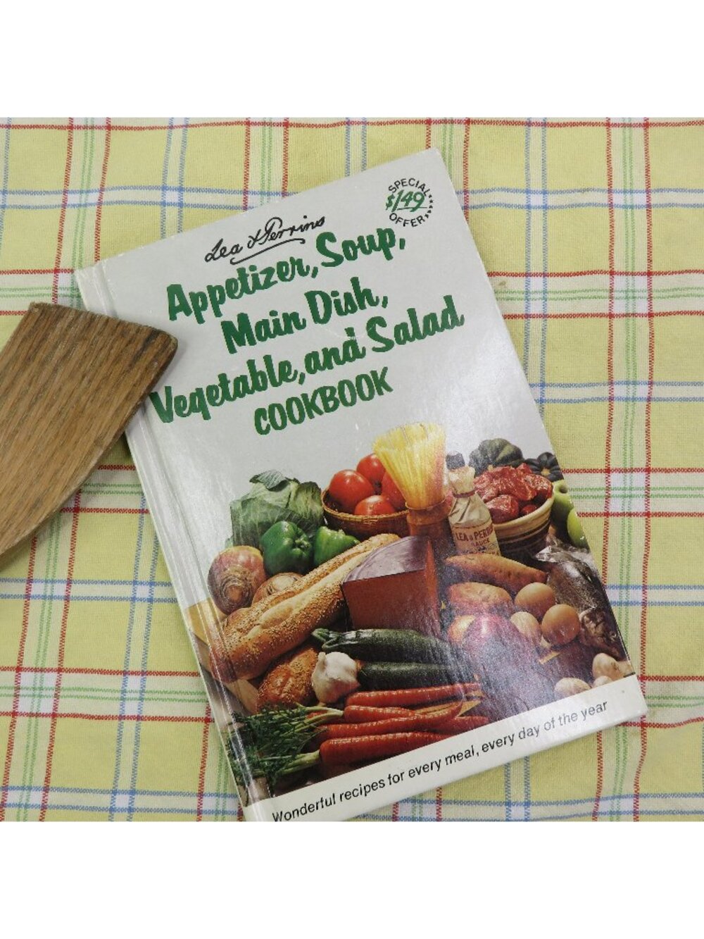 Lea & Perrins Appetizer Soup Main Dish Vegetable Salad Cookbook 1975 1st Edition